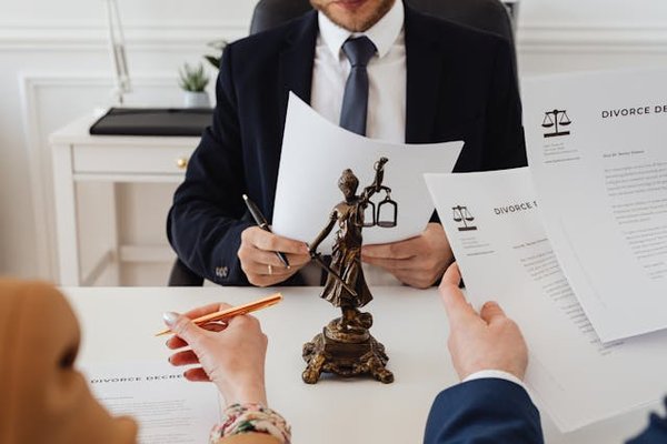 10 cas pratiques pour comprendre le droit des affaires